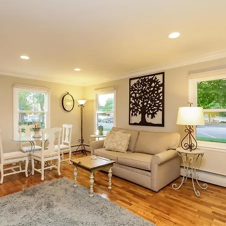 Water Street Retreat Apartment Saugatuck Exterior photo