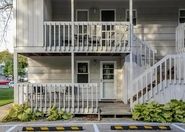 Water Street Retreat