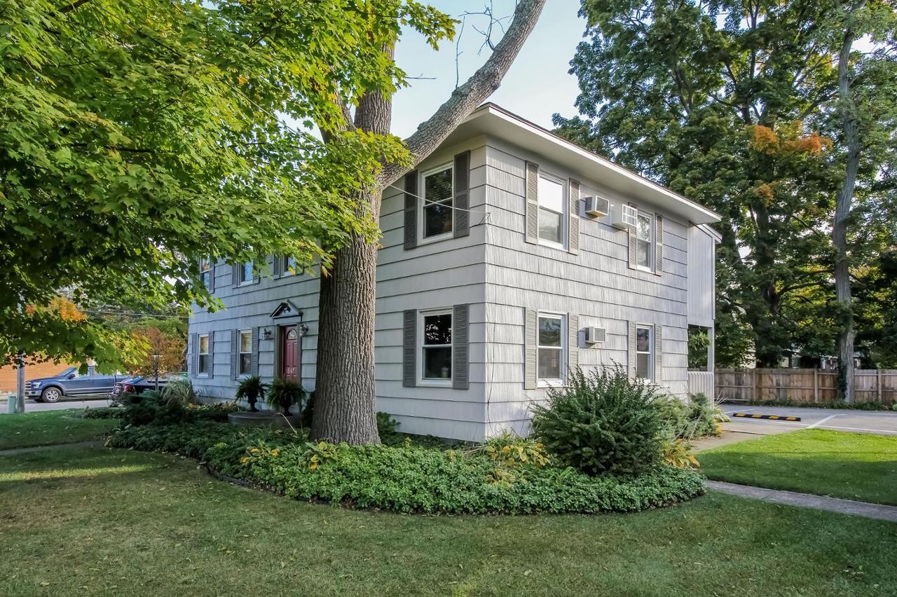 Water Street Retreat * Saugatuck